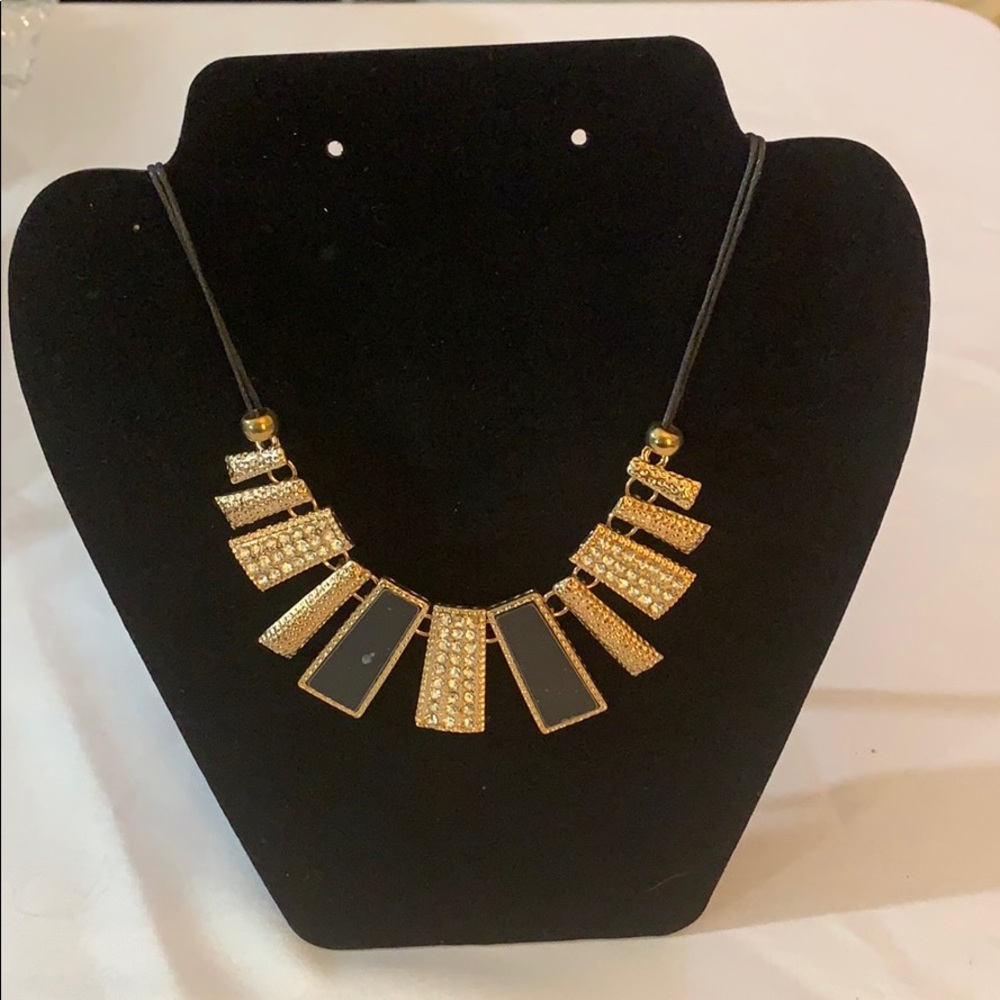 Costume Jewelry Necklace